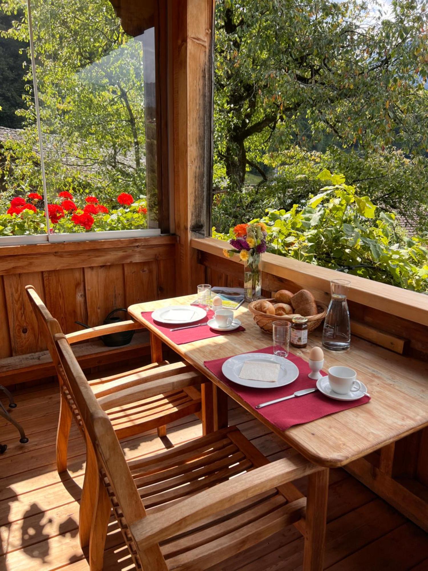 Chalet Christl Panorama Appartements Schruns Buitenkant foto