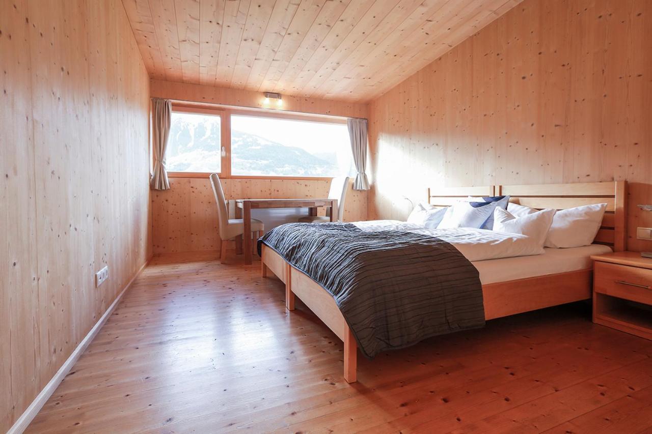 Chalet Christl Panorama Appartements Schruns Buitenkant foto